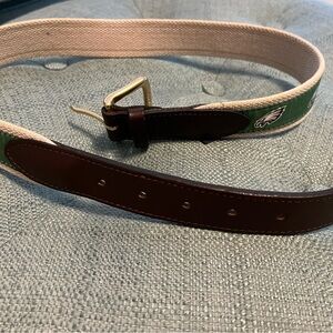 Men’s Vineyard Vines Philadelphia Eagles belt 32”